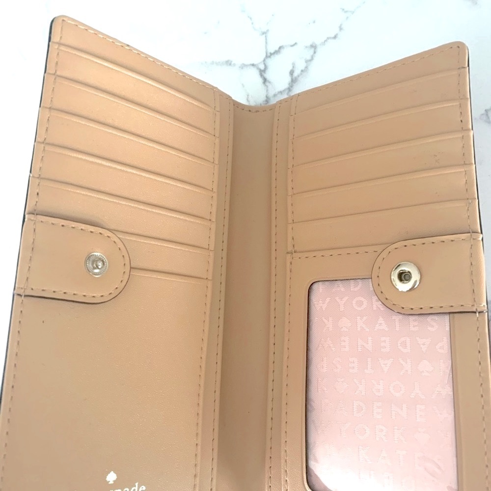 Women’s Kate Spade wallet